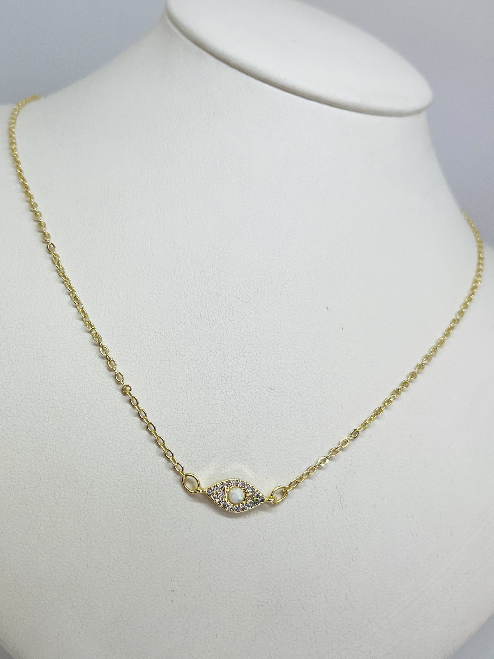 collar de ojo turco con zirconia